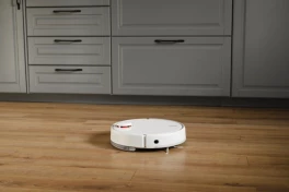 Robot hút bụi Trung Quốc bất ngờ "chửi bậy" và "miệt thị" ngay trên đất Mỹ