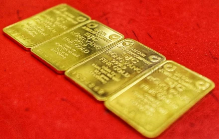 Giá vàng liệu có lao dốc không phanh sau những cú siết chưa từng có?