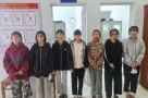 Danh tính 7 thiếu nữ dùng roi điện chích bạn học vì bị nói xấu: Đều bỏ học ngang, chưa đủ 16 tuổi