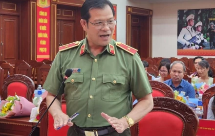 Tướng Lê Vinh Quy nghỉ hưu trước tuổi