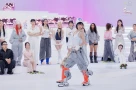 Sau bao ngày hé lộ, show 'Em xinh say hi" chính thức lên sóng