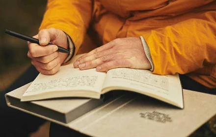Cách viết hồi ký: Mỗi người đều có một câu chuyện