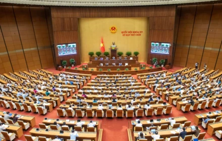 Quốc hội chốt “quyết định lịch sử” sáp nhập tỉnh ngay ngày mai