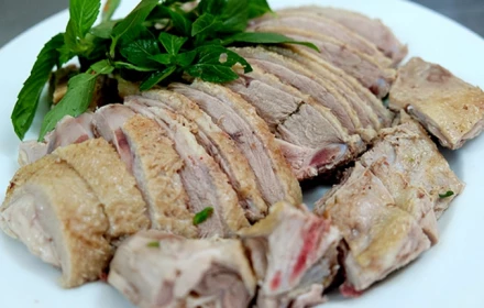 Tại sao kiêng ăn thịt vịt đầu tháng?