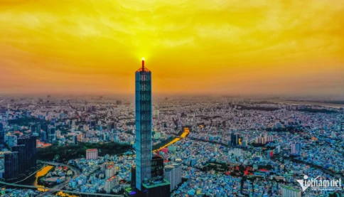 Hơn 3 tháng 'vừa chạy vừa xếp hàng' và cú bấm nút lịch sử của Quốc hội