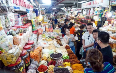 Doanh thu 10 - 15 tỷ đồng nên chuyển thành doanh nghiệp hay vẫn hộ kinh doanh?