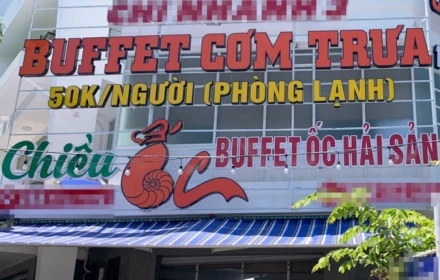 Thôi xong! Ăn buffet ốc theo Tiktoker 7 người nhập viện