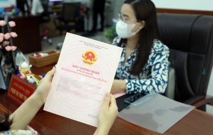 Sáp nhập tỉnh thành có cần phải làm lại sổ đỏ không?