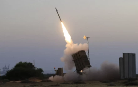 Iran tuyên bố tấn công các trung tâm tình báo của Israel