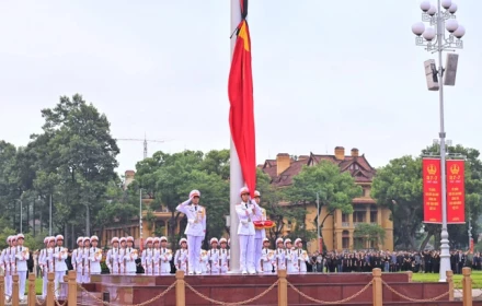 Lãnh đạo cấp có vi phạm hoặc khuyết điểm có thể không được quốc tang nếu qua đời