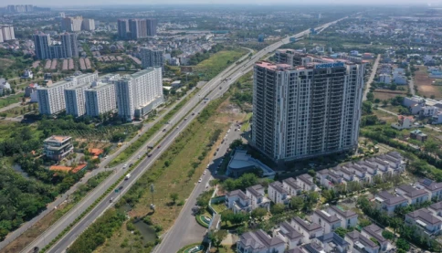 Mua nhà hay Thuê nhà: Nỗi niềm của người trẻ và bài học người già
