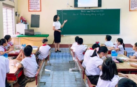 Luật Nhà giáo ưu đãi vượt trội cho giáo viên, lương xếp cao nhất trong thang bậc lương