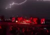 Thở phào sau bão giông: Khi concert trở thành phép thử của lòng kiên cường