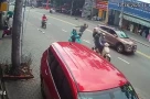 Gã đàn ông ân hận vì đạp ngã nữ xe ôm công nghệ ở Bình Dương