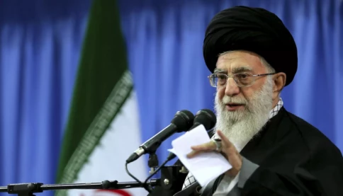Lãnh tụ tối cao Iran đe dọa Mỹ sẽ phải chịu tổn thất không thể khắc phục