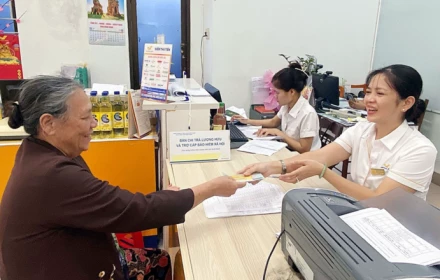 Lịch trả lương hưu, trợ cấp, BHXH có thay đổi sau sáp nhật từ 1-7 thực hiện chính quyền 2 cấp không?