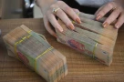 9 trường hợp tiền vào tài khoản không lo bị “đè ra” thu thuế!