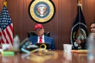 Trump đưa ra quyết định cuối cùng vài phút trước khi thả bom