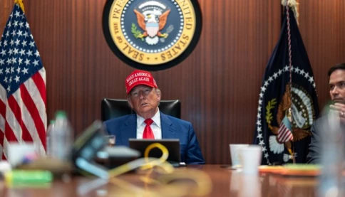 Trump đưa ra quyết định cuối cùng vài phút trước khi thả bom