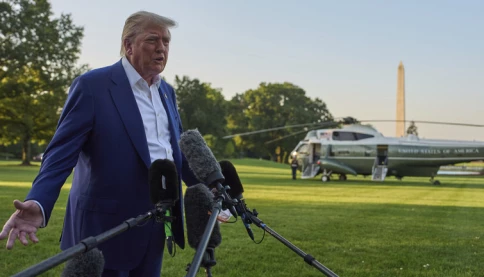 Bị Trump thả quả bom "F", Iran và Israel sướng trợn mắt nhá