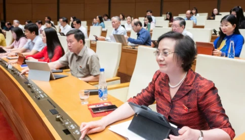 Cách tính lương thưởng mới với công chức chấm dứt thời "làm ít hưởng nhiều"
