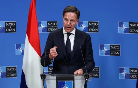 🇺🇸 NATO hết lời ca ngợi Donald Trump, level nịnh cũng đến mức này mà thôi