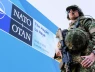NATO giảm nhẹ giọng điệu đối với Nga trong tuyên bố chung, nhờ sự có mặt của Trump