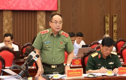 Giám đốc Công an Hà Nội thông tin về vụ tài liệu bị đốt cạnh trụ sở phường