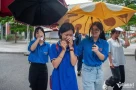 Phụ huynh 2k7 đừng quá lo lắng, đề khó thì điểm chuẩn thấp! Quay về thời 15 điểm 3 môn vẫn đỗ đại học thôi mà!