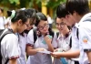 Đề thi dễ hay khó, điều quan trọng là cách ta nhìn nhận và đồng hành cùng con