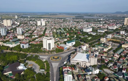 Nhiều chủ tịch, bí thư xã ở Nghệ An bất ngờ phải quay lại làm việc sau 6 tháng nghỉ hưu