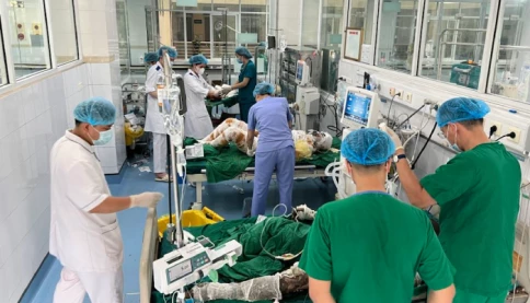 Thảm kịch xưởng tái chế: 5 người thiệt mạng, cuộc tìm kiếm nạn nhân cuối cùng