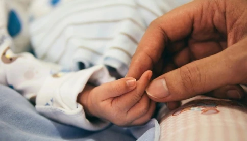 Người đàn ông xâm hại bé gái 3 tháng tuổi có thể đối mặt với mức án nào?