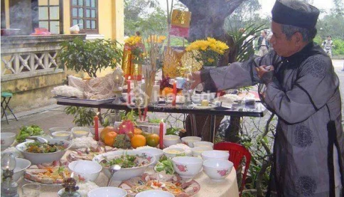Khi cúng gia tiên từ ngày 1/7/2025 trở đi mọi người nên nhớ điều này