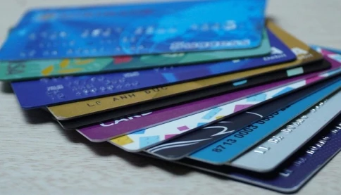 Từ hôm nay thẻ ATM từ bị khai tử, vay 300 triệu đồng không cần thế chấp