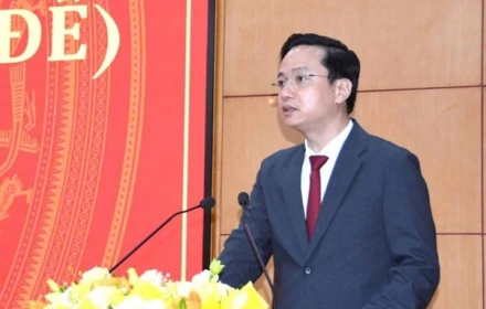 Chân dung Chủ tịch tỉnh trẻ nhất nước hiện nay: Là tiến sĩ kinh tế, từng giữ nhiều chức vụ quan trọng