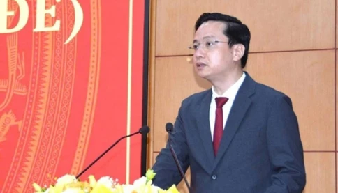 Chân dung Chủ tịch tỉnh trẻ nhất nước hiện nay: Là tiến sĩ kinh tế, từng giữ nhiều chức vụ quan trọng