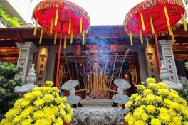 Triều đại phong kiến nào từng xảy ra vụ cháy thiêu rụi hơn 1.400 nóc nhà tại Hà Nội?