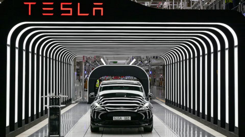 Tesla cán mốc 1 nghìn tỷ USD sau chiến thắng của ông Trump