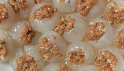 Đây là ẩm thực hay tội ác với trái vải?