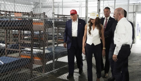 'Nhà tù cá sấu' gây tranh cãi của chính quyền Florida