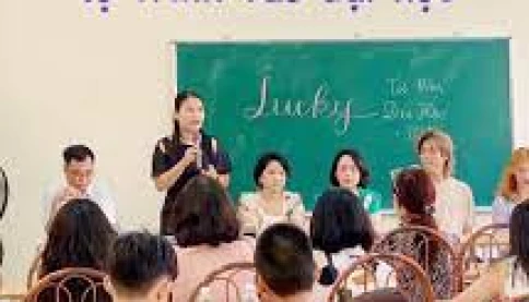 Tư vấn phụ huynh 2k10: Chọn sai ban, con có thể đánh mất ước mơ nghề nghiệp tương lai