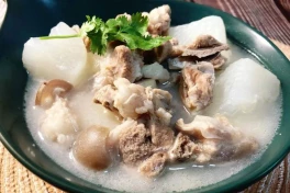 Phi hành gia Trung Quốc trở về Trái Đất, món ăn đầu tiên được tẩm bổ là gì?