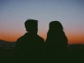 Vì sao đàn ông nhanh tái hôn khi vợ qua đời trước, còn phụ nữ thường ở lại nuôi con?
