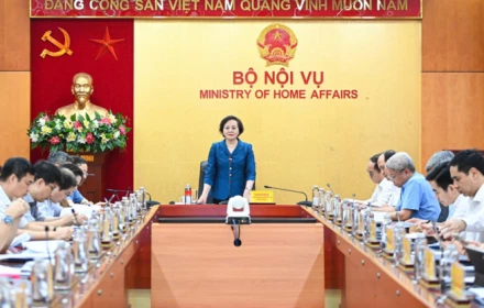 Đề xuất phương án tiền lương, phụ cấp mới cho cán bộ, công chức sau sáp nhập