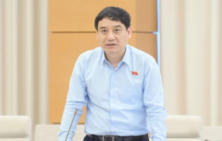 Quốc hội vào cuộc đề thi tốt nghiệp 2025 quá khó