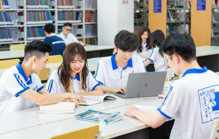 Học phí đại học công lập sẽ tăng dần, có mức trần. Đang lấy ý kiến bà con