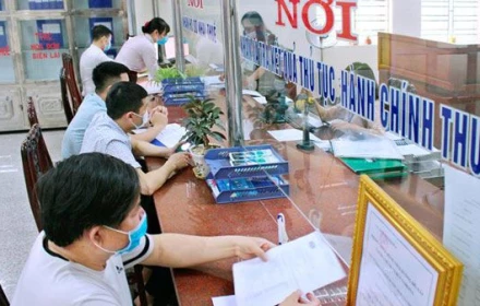 Thu thuế sử dụng đất phi nông nghiệp qua mạng, người già không có mã số thuế, không dùng eTax Mobile phải làm sao?