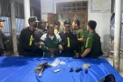 Trung tá công an bị bắn khi ngăn cản một vụ bạo lực gia đình