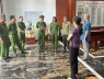 Nhà trùm giang hồ có tấm bảng lời dạy của Khổng Tử. Lạ chưa?